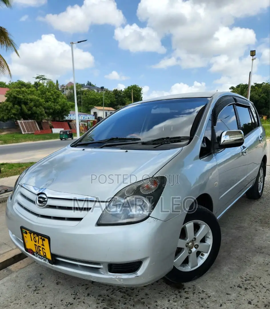 Toyota Corolla Spacio 2005 Silver
