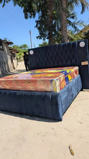 Kitanda Cha Sofa Cha Taa