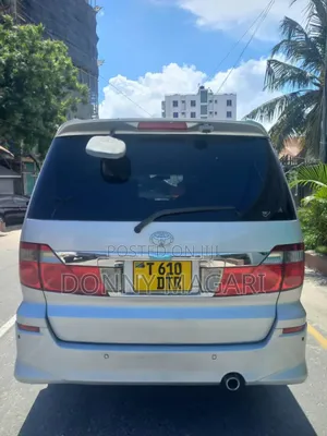 Toyota Alphard 2.4 Petrol AWD 2004 Silver