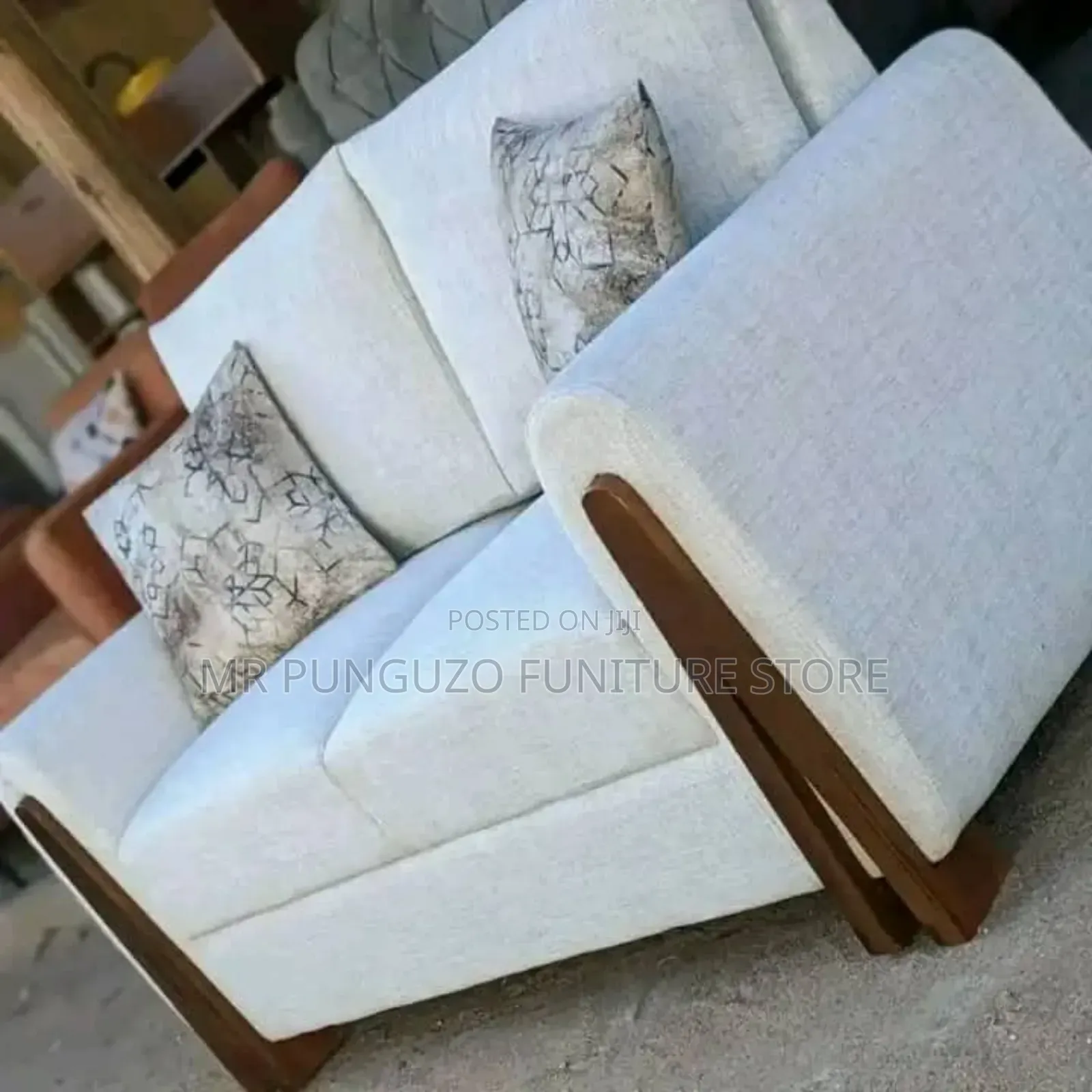 Sofa La Watu Wawili
