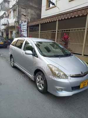 Toyota Wish 2005 Silver