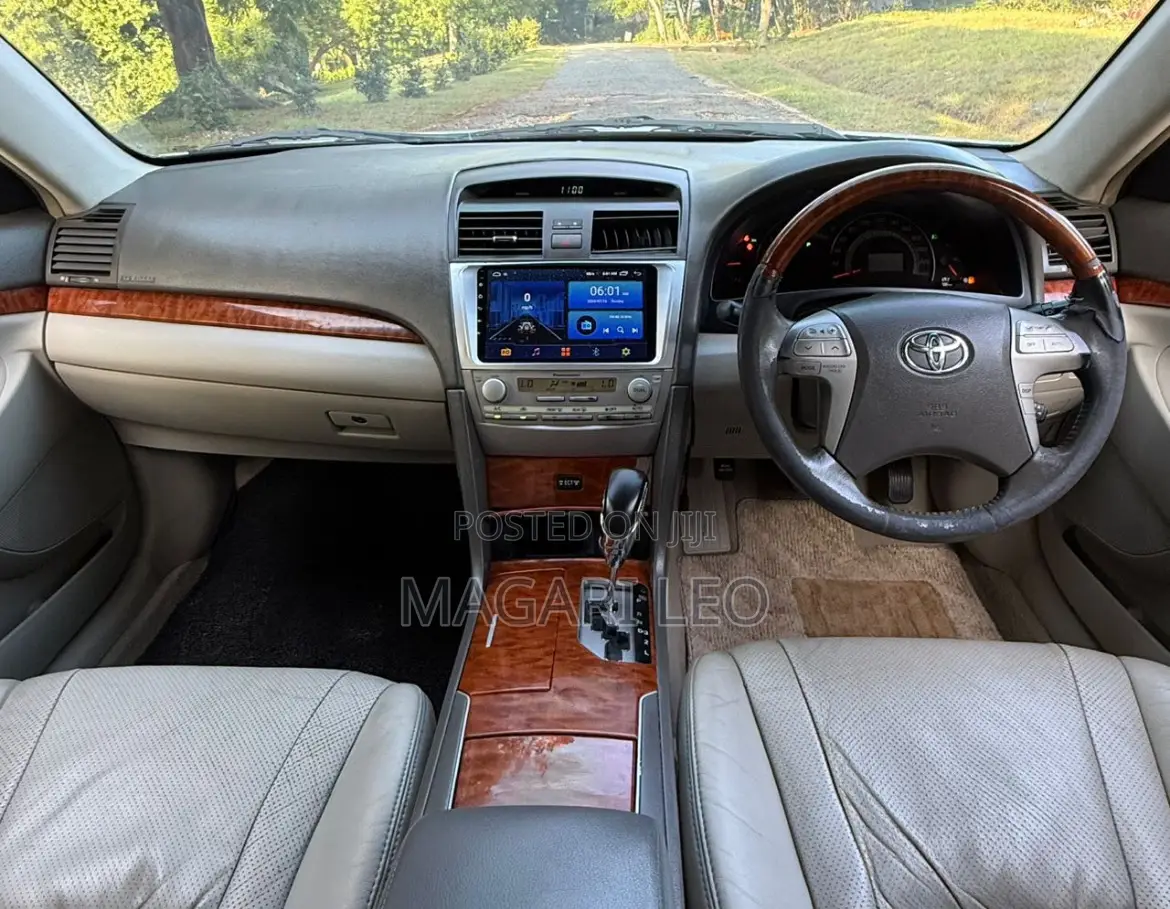 Toyota Camry 2008 Silver