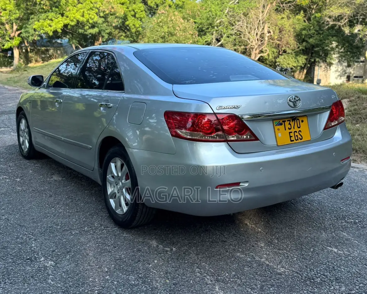 Toyota Camry 2008 Silver