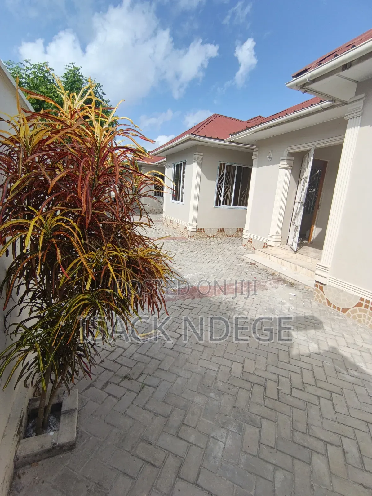 2bdrm House in Banana, Ukonga for rent