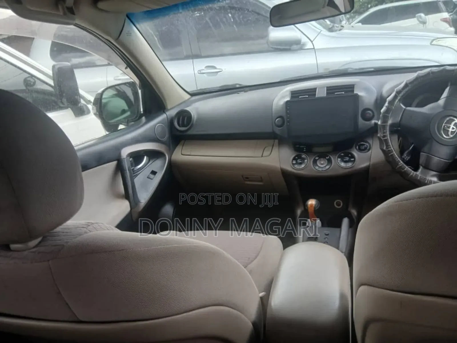 Toyota Vanguard 2010 Black