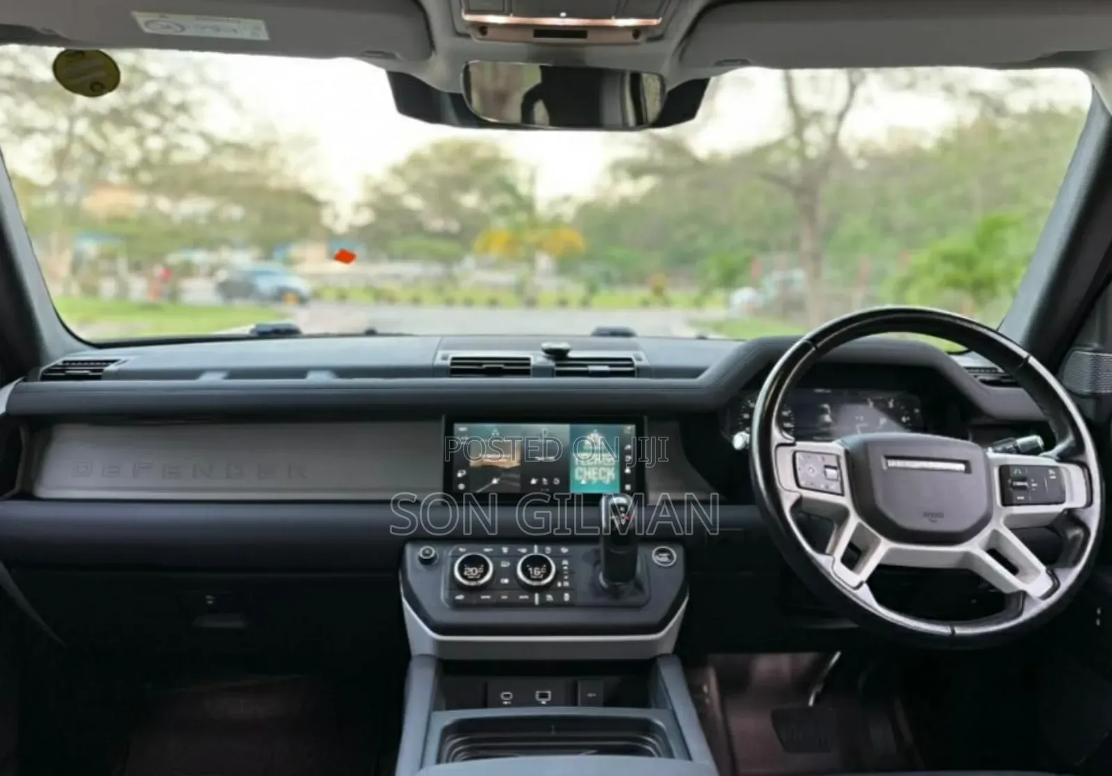 Land Rover Defender 2022 Green