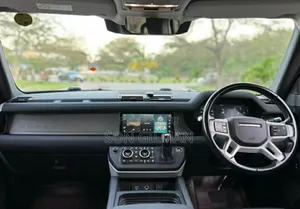 Land Rover Defender 2022 Green