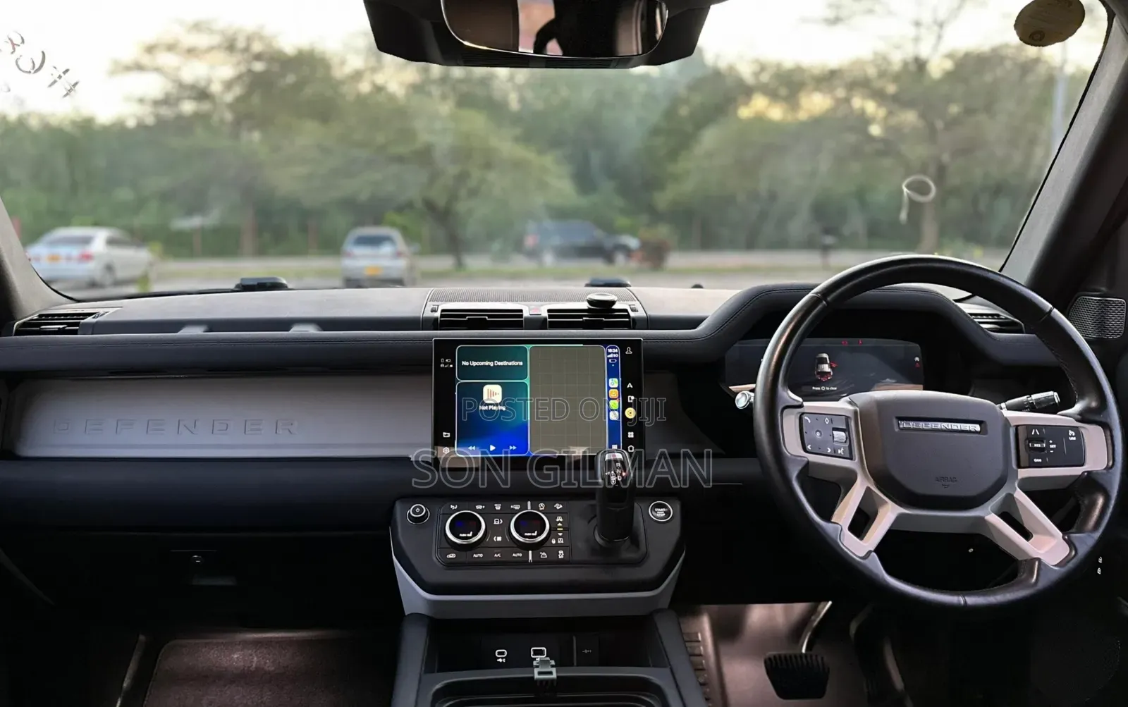 Land Rover Defender 2022 Black