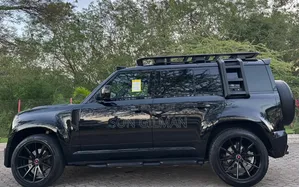 Land Rover Defender 2022 Black