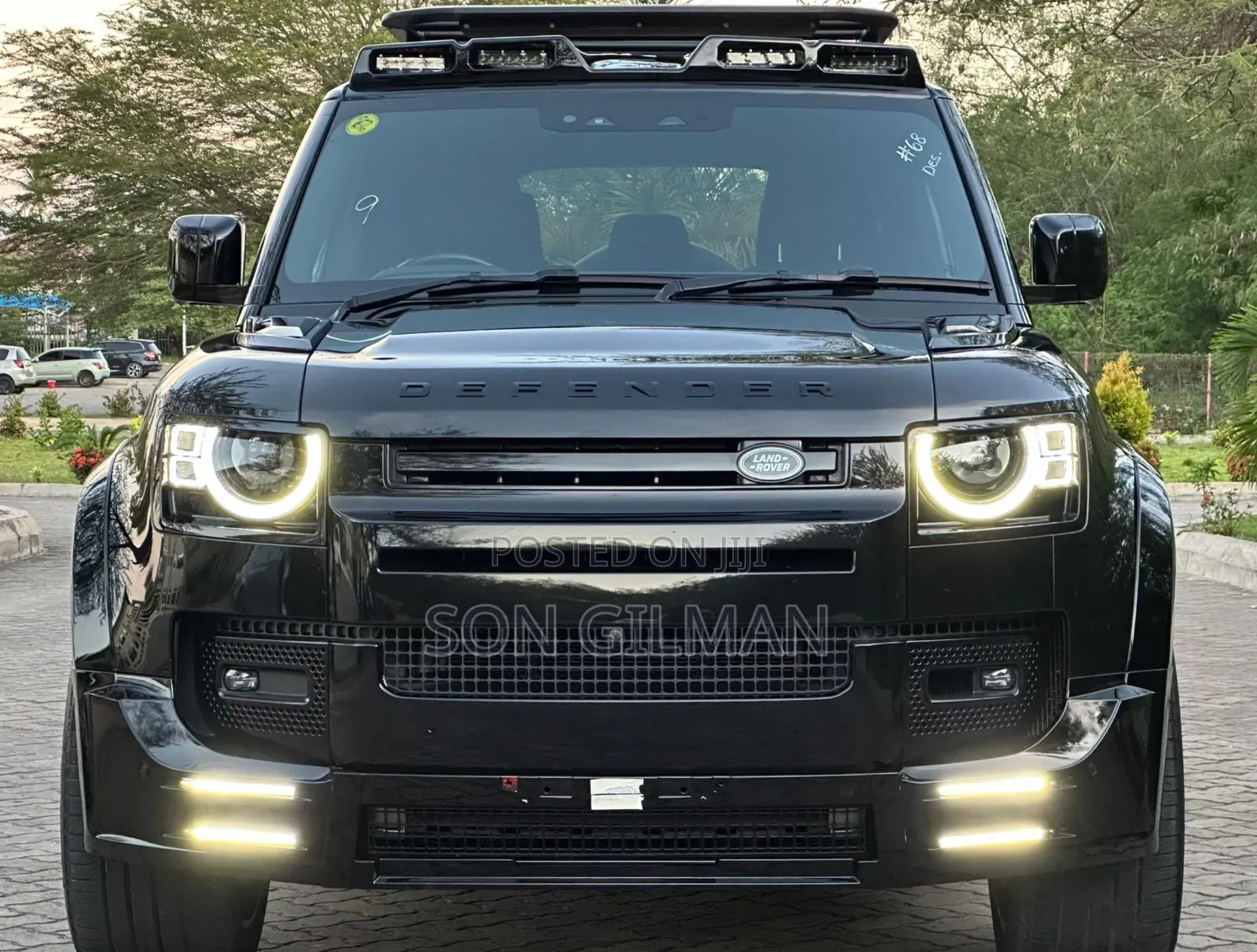 Land Rover Defender 2022 Black