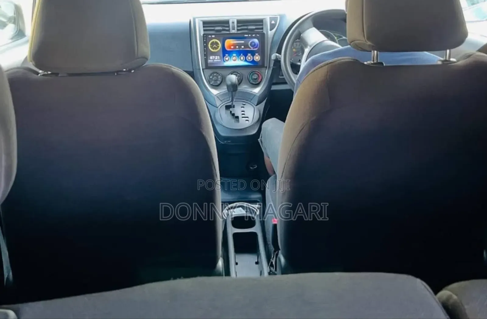 Toyota Ractis 1.5 AWD 2010 Blue