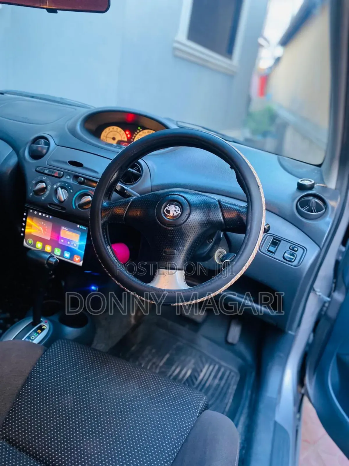 Toyota Vitz 1.3 FWD 5dr 2002 Silver