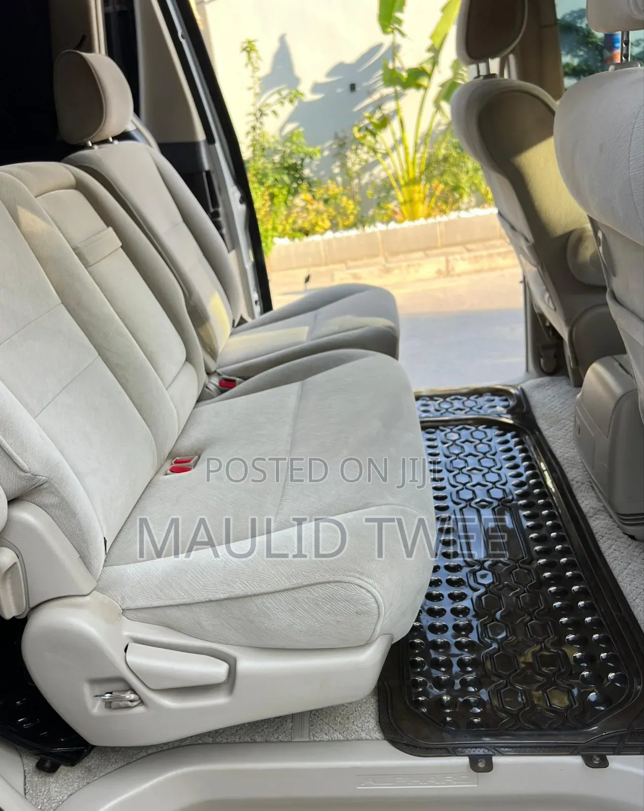 Toyota Alphard 2007 Silver