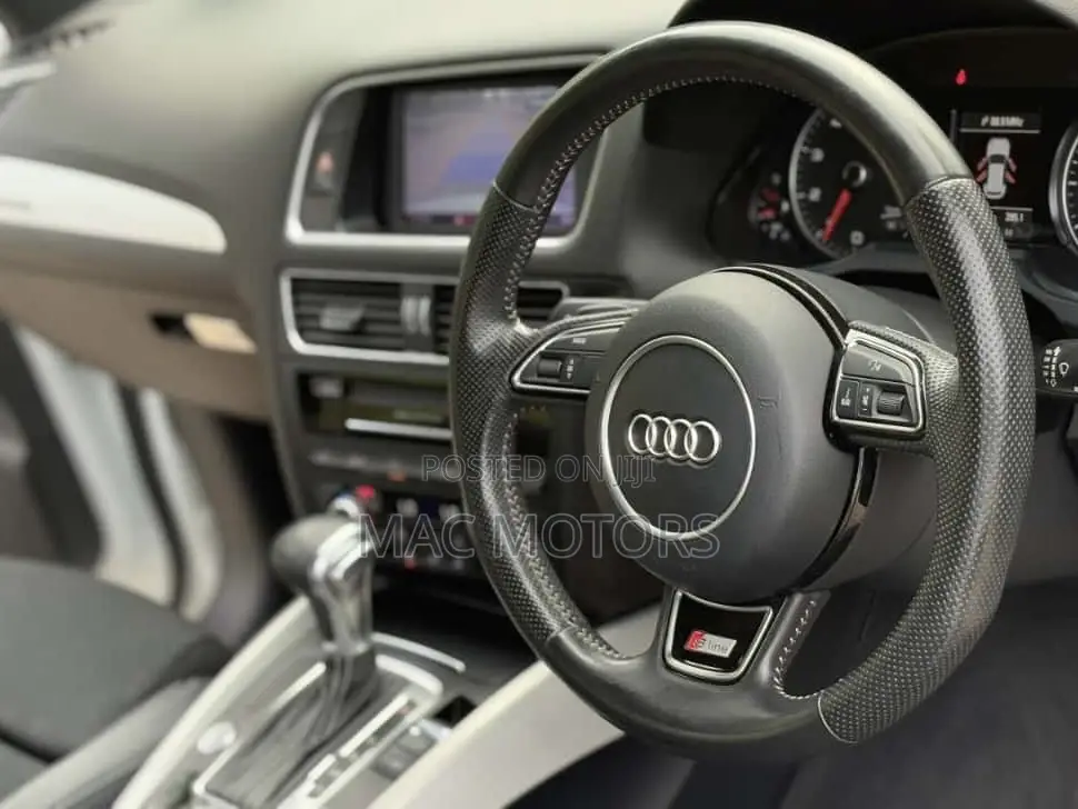Audi Q5 2.0T Premium quattro 4dr SUV AWD (2.0L 4cyl Turbo 8A) 2014