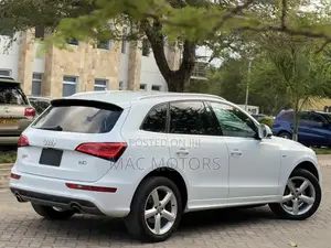 Audi Q5 2.0T Premium quattro 4dr SUV AWD (2.0L 4cyl Turbo 8A) 2014