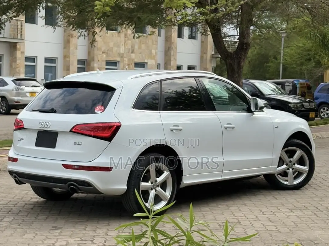 Audi Q5 2.0T Premium quattro 4dr SUV AWD (2.0L 4cyl Turbo 8A) 2014