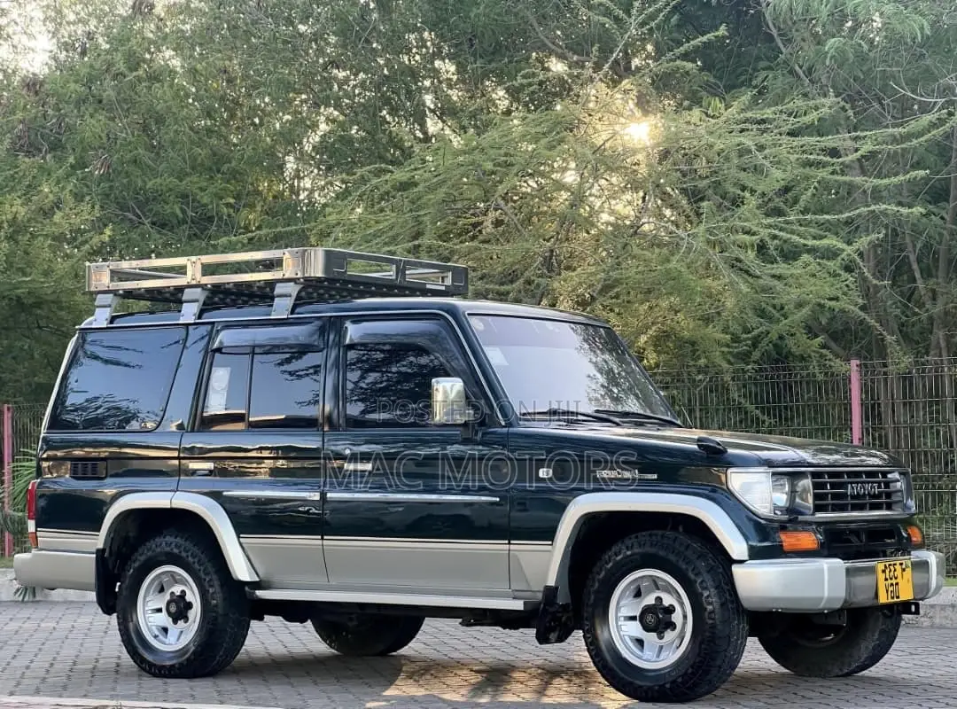 Toyota Land Cruiser Prado 1995 Black