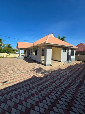 4bdrm House in Goba for sale