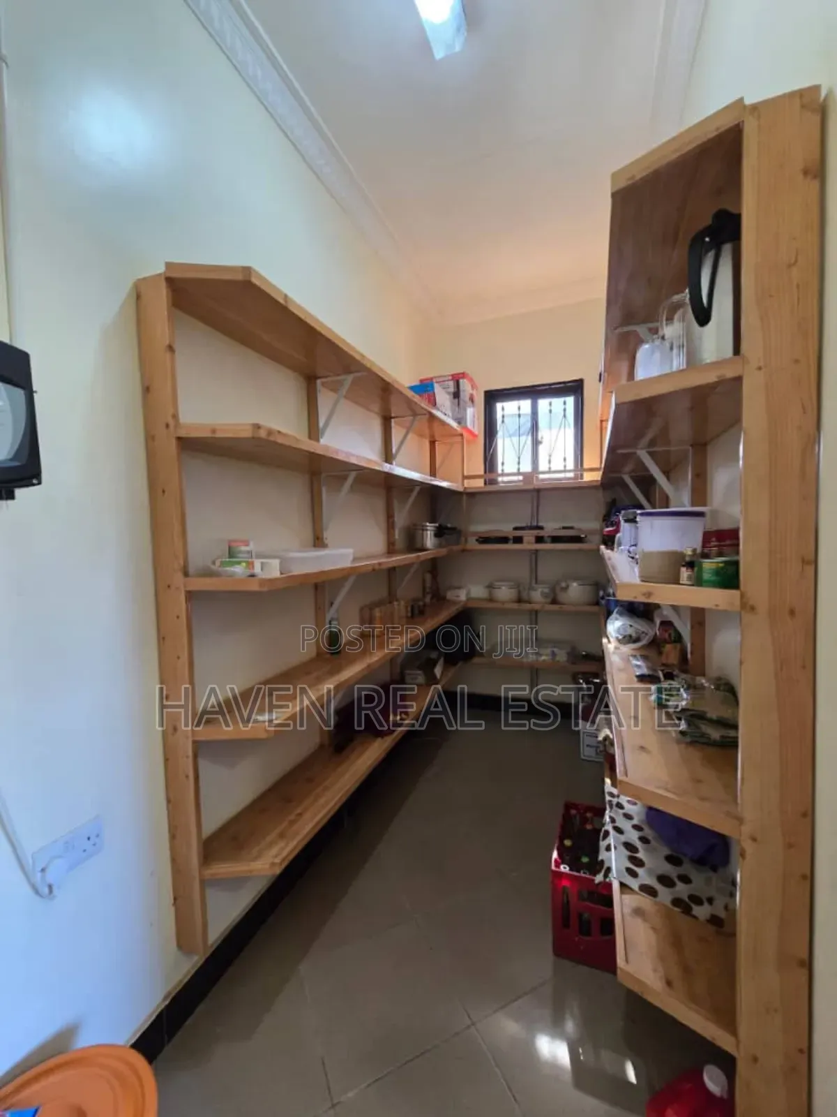 4bdrm House in Goba for sale