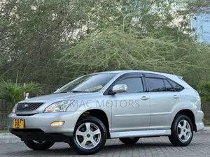 Toyota Harrier 2004 Silver