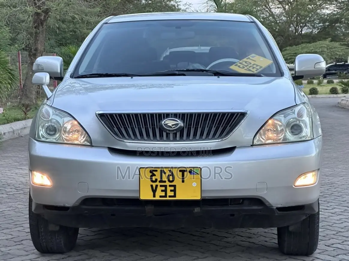 Toyota Harrier 2004 Silver