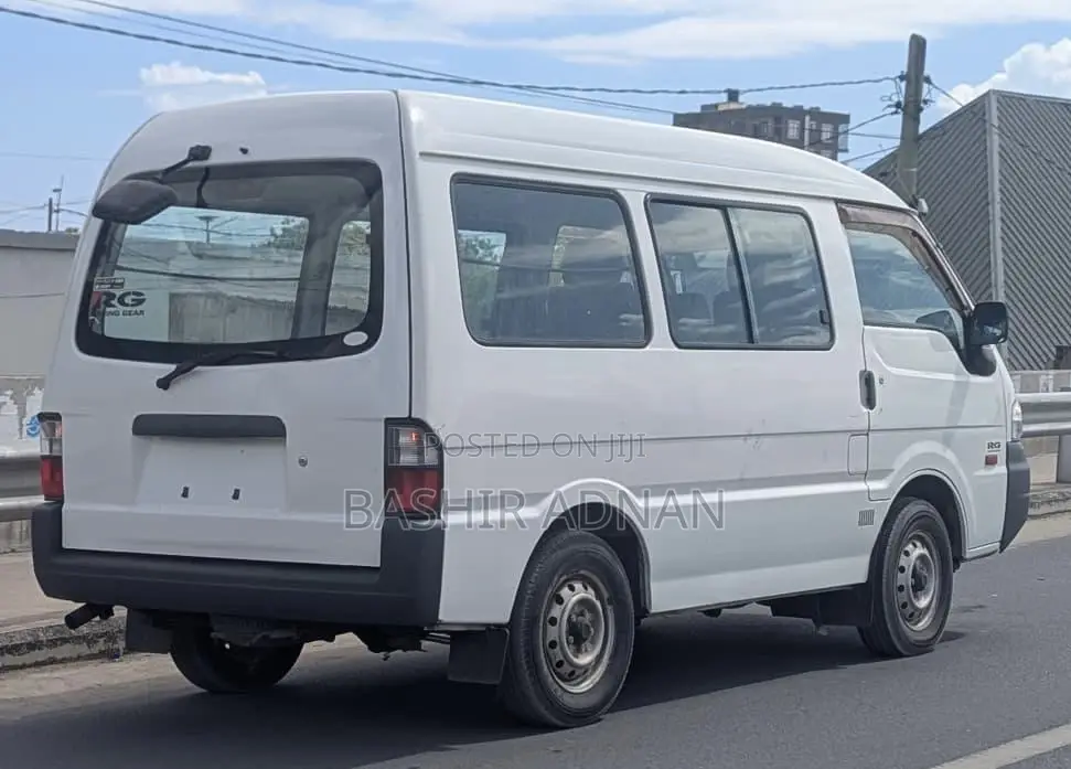 Nissan Vanette 2010 White