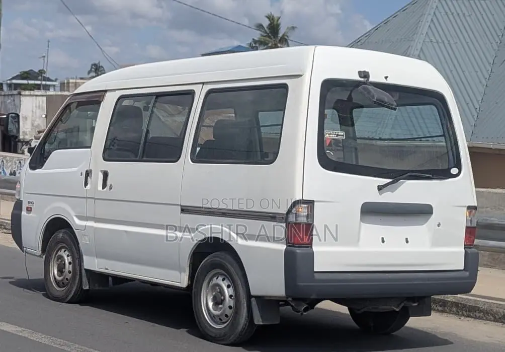 Nissan Vanette 2010 White