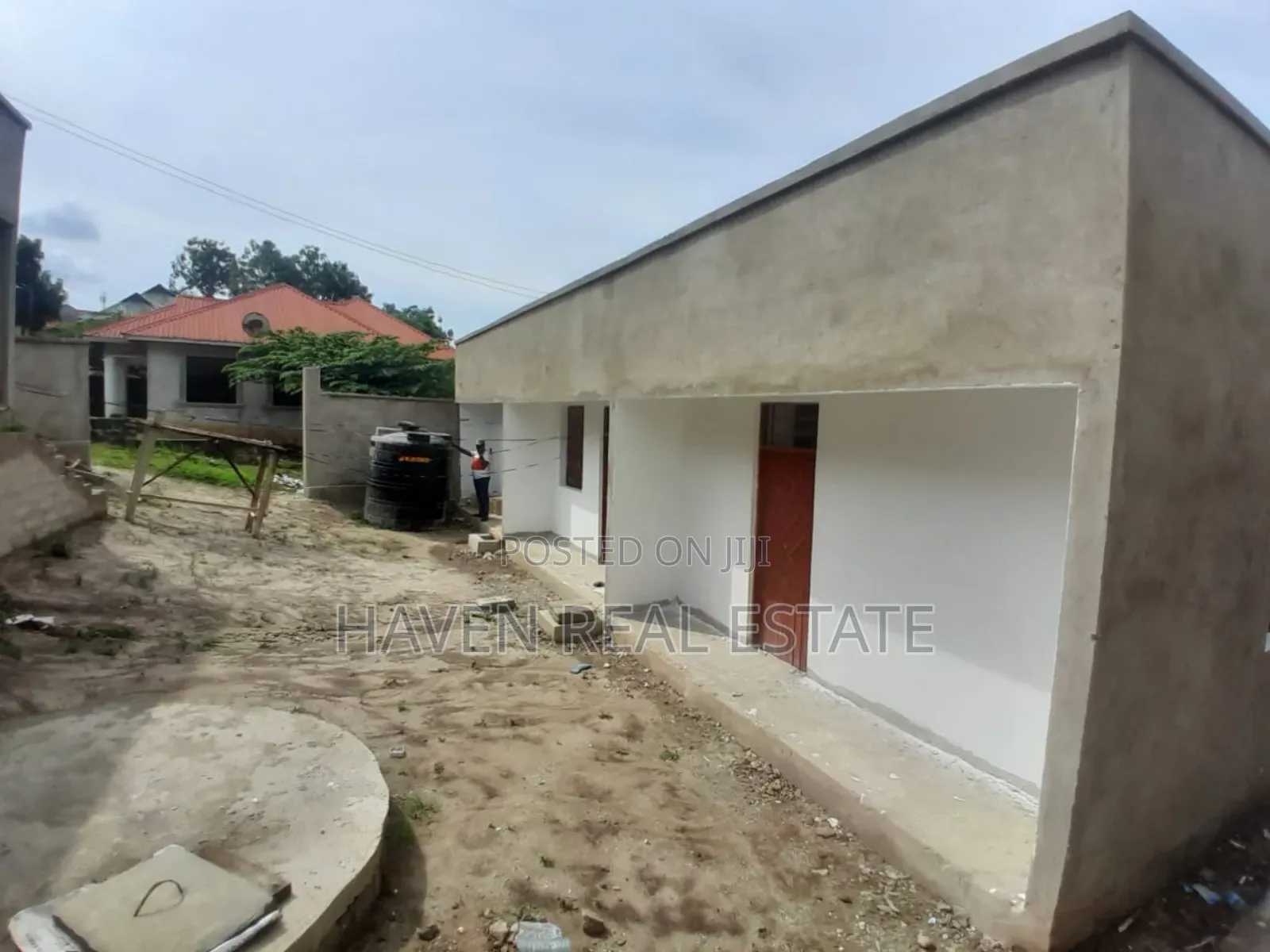 8bdrm Apartment in Kimara for sale