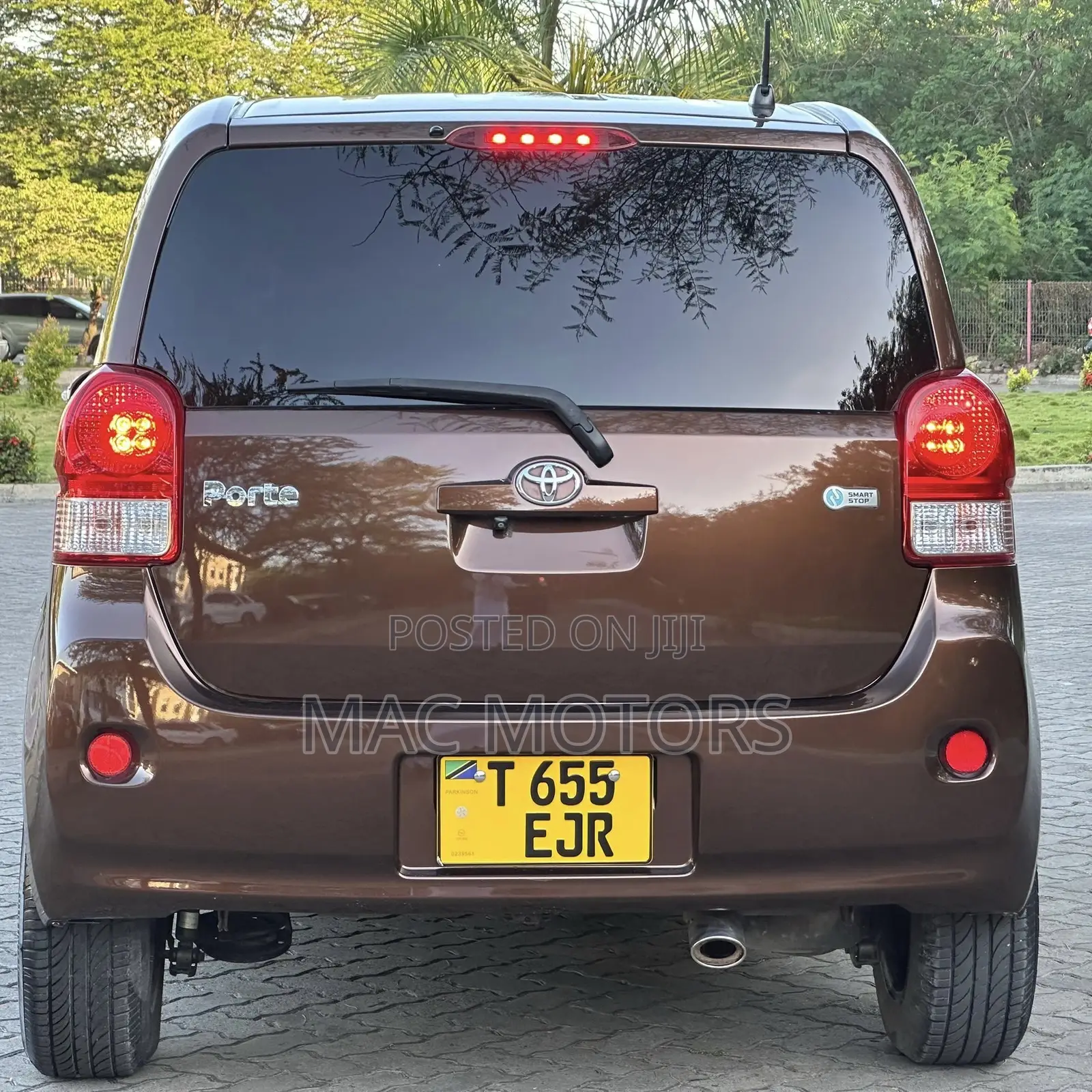 Toyota Porte 1.5 FWD 2014 Brown