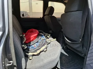 Toyota Hilux 2002 Silver