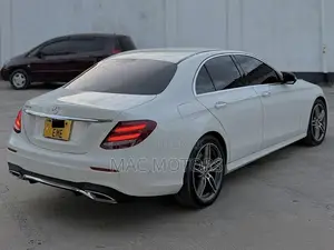 Mercedes-Benz E200 2017 White