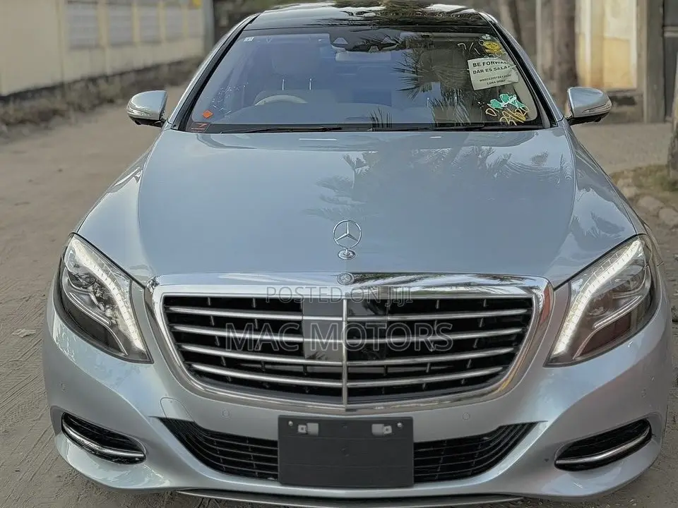 Mercedes-Benz E400 2015 Blue
