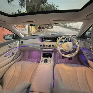 Mercedes-Benz E400 2015 Blue
