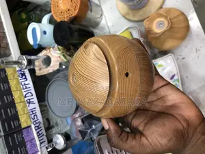 Wood-Grain Essential Oil Diffuser and Humidifier.