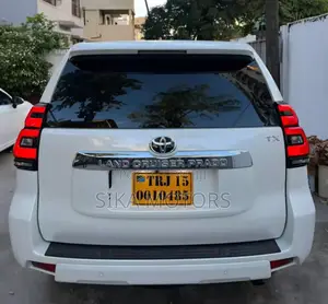 Toyota Land Cruiser Prado 2.7 2019 White