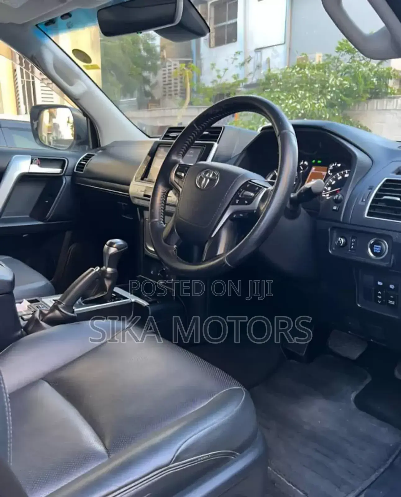 Toyota Land Cruiser Prado 2.7 2019 White