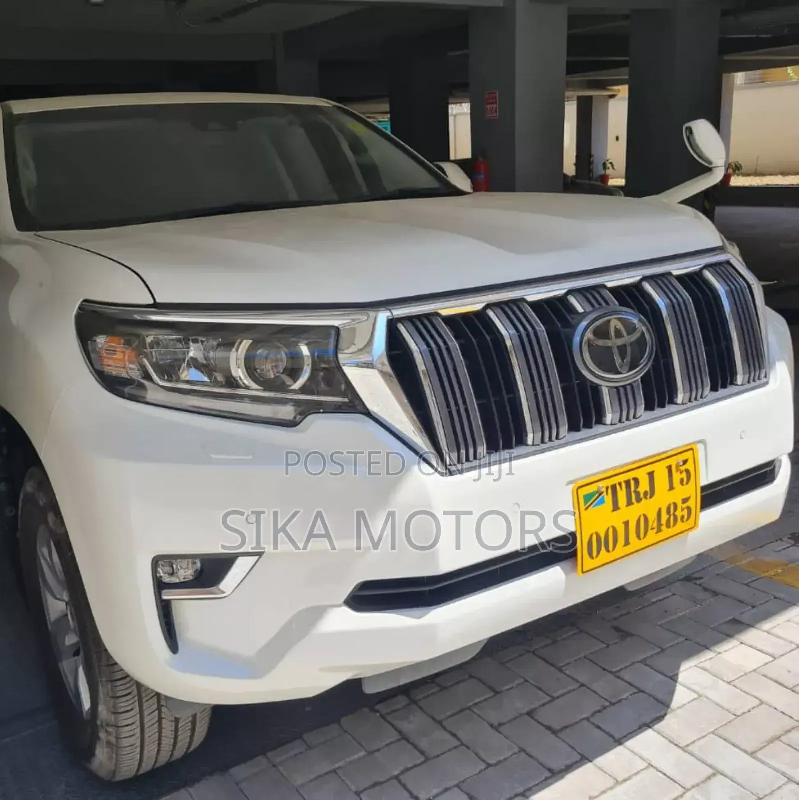 Toyota Land Cruiser Prado 2.7 2019 White