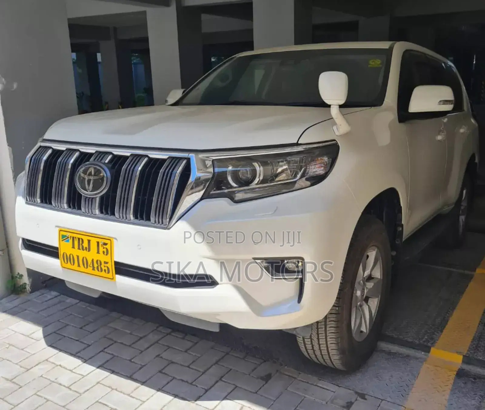 Toyota Land Cruiser Prado 2.7 2019 White