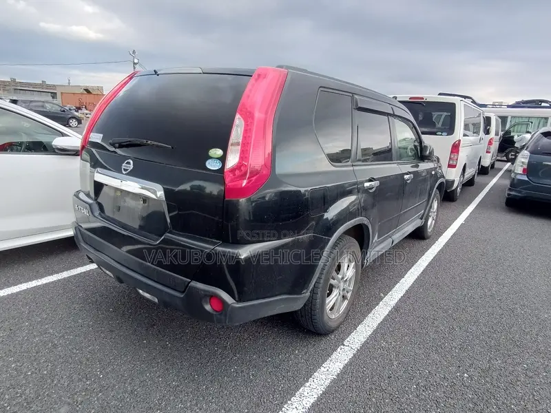 Nissan X-Trail 2012 Black