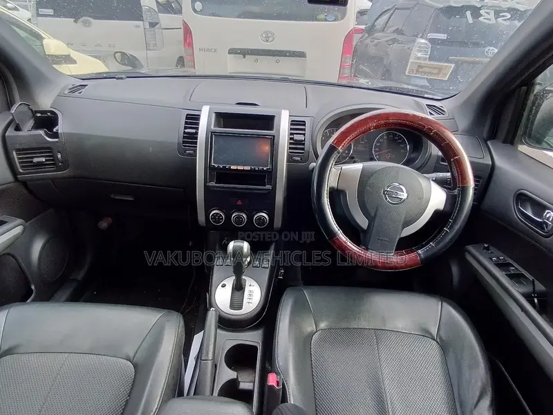 Nissan X-Trail 2012 Black