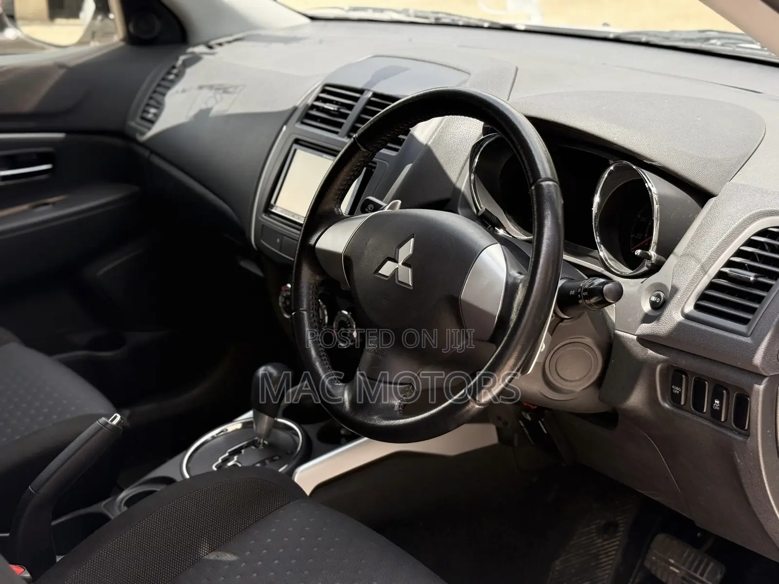 Mitsubishi RVR 2.0 2012 White