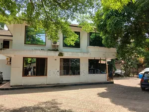 9bdrm House in Excela Joshua, Mikocheni for sale