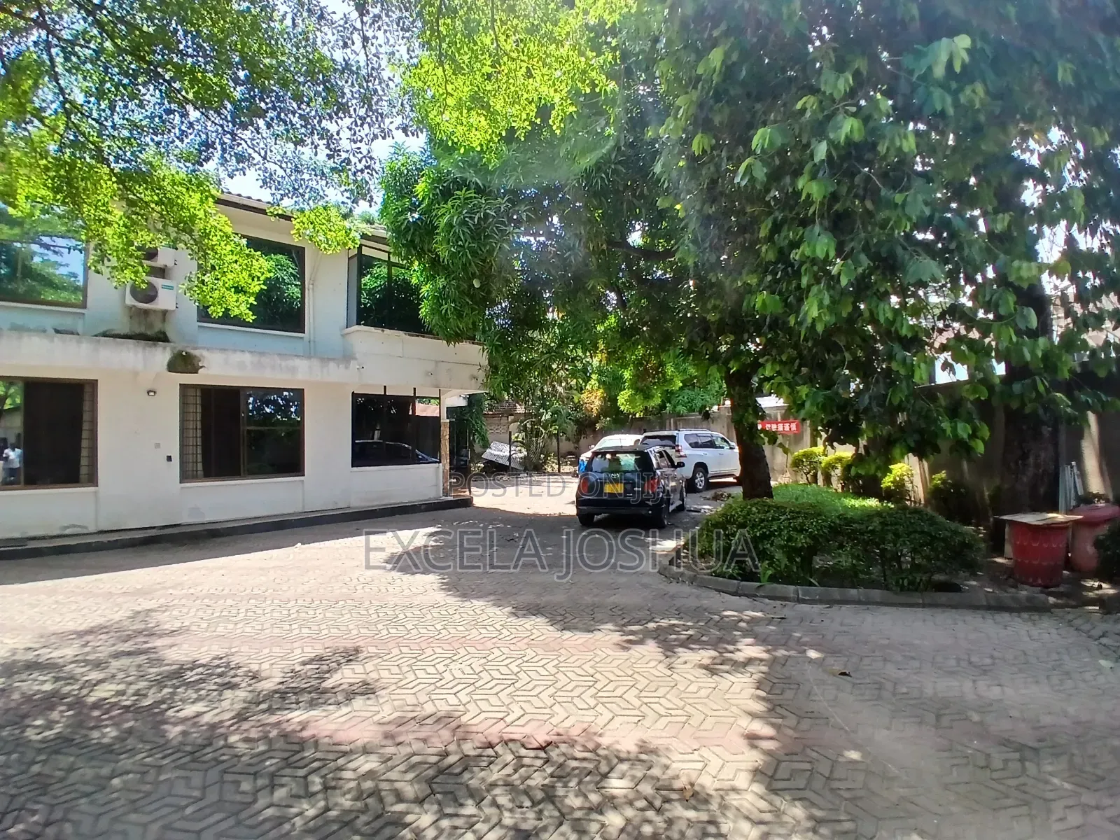 9bdrm House in Excela Joshua, Mikocheni for sale