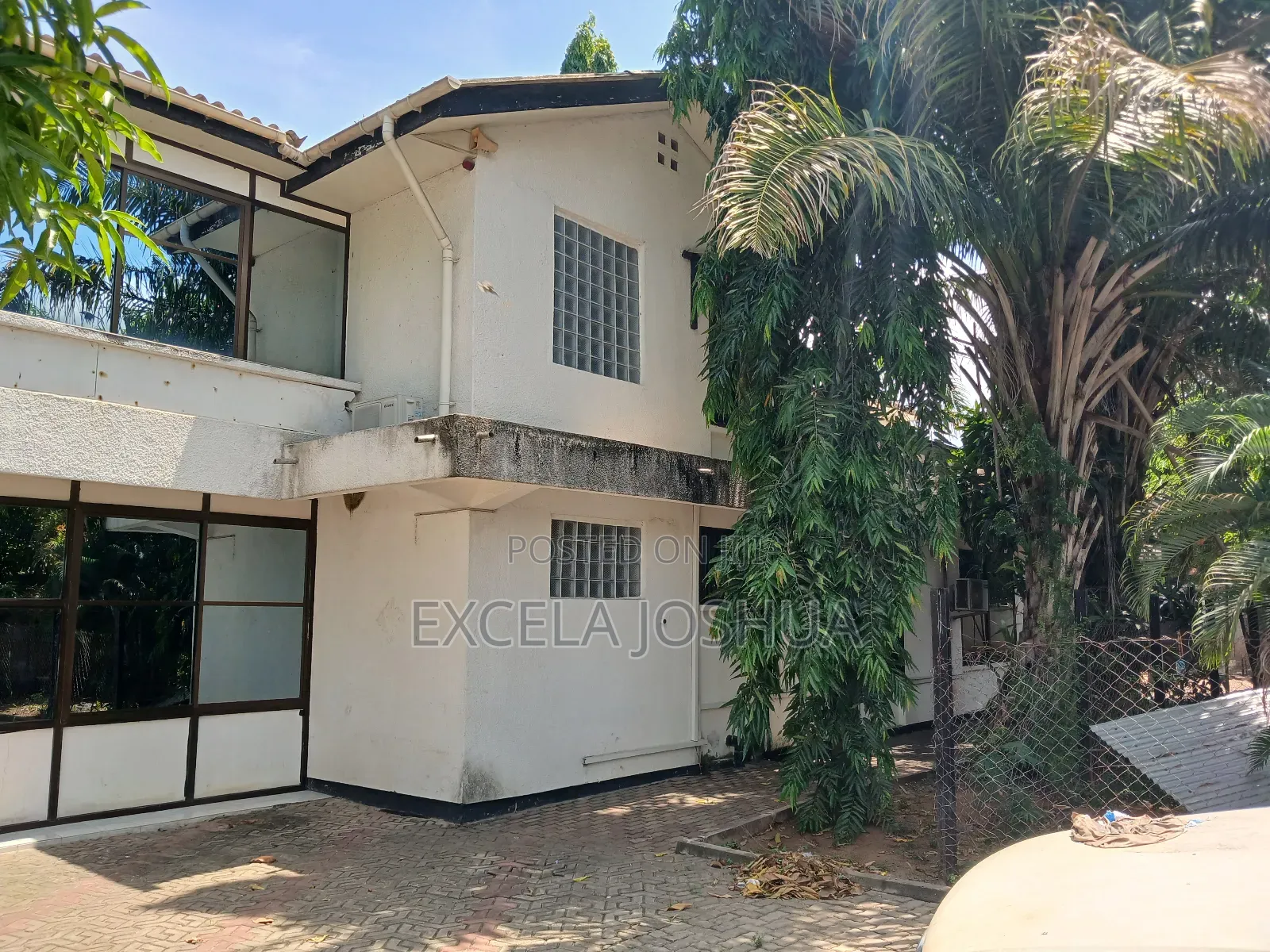 9bdrm House in Excela Joshua, Mikocheni for sale