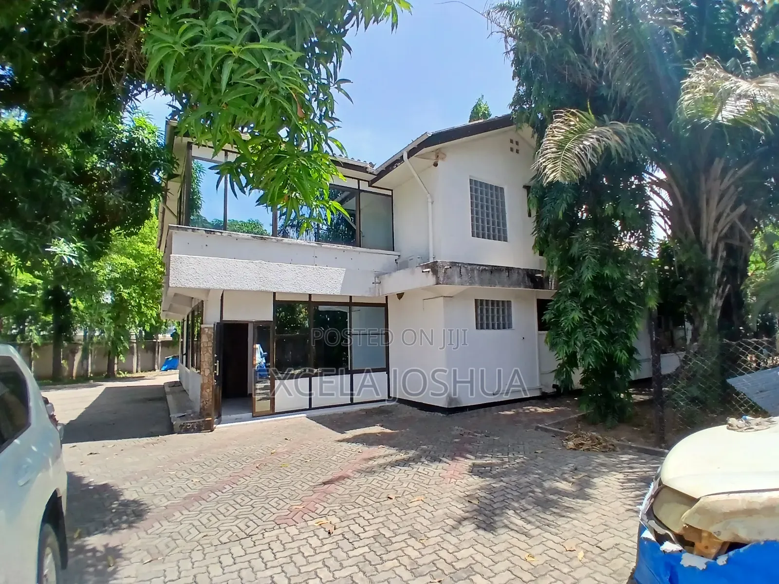 9bdrm House in Excela Joshua, Mikocheni for sale