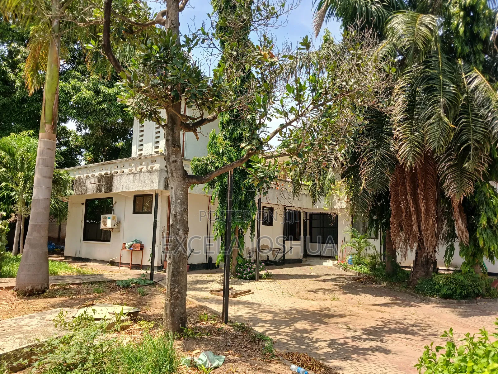 9bdrm House in Excela Joshua, Mikocheni for sale