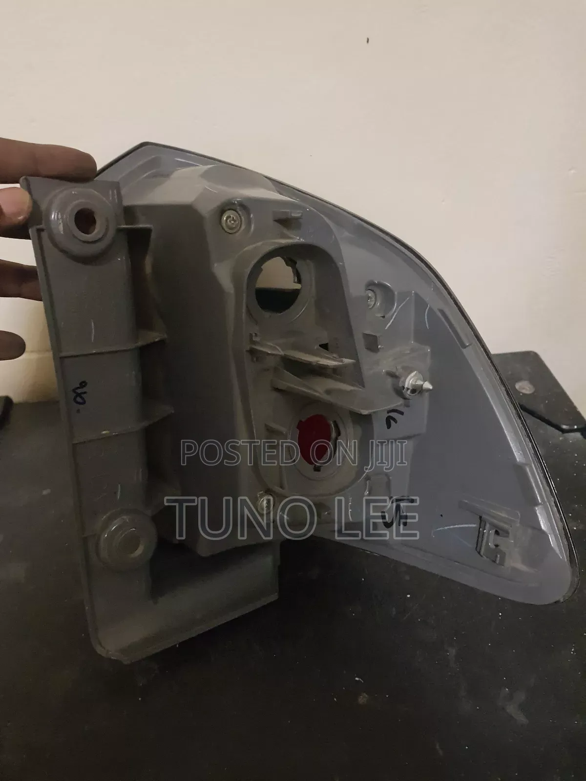 Toyota Fortuner Ya Nyuma Kushoto