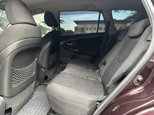 Toyota Vanguard 2011 Burgundy
