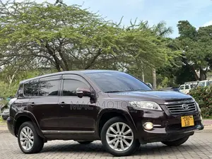 Toyota Vanguard 2011 Burgundy