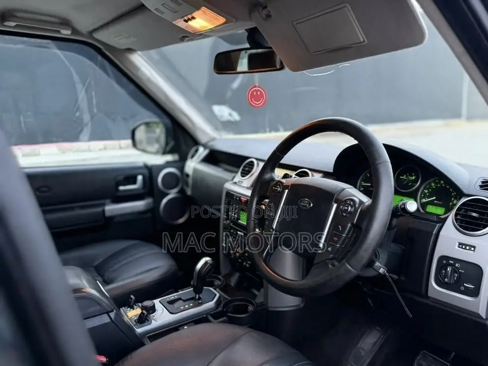 Land Rover Discovery 2008 Black